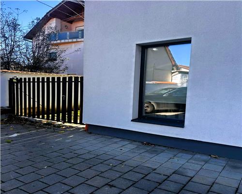 Apartament 3 camere la vila 65mp curte privata 89mp zona Trei Stejari