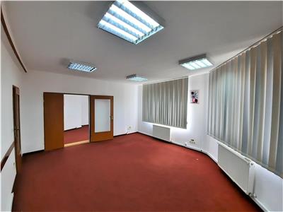 Spatiu birouri 65 mp utili cu 3 camere  pe Bulevardul Victoriei