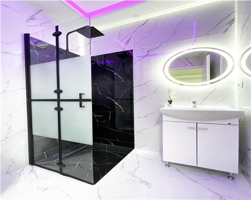 Studio modern cu bucatarie inchisa Ultracentral