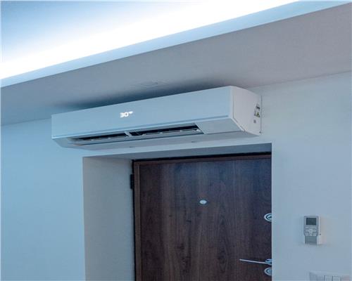 Studio modern cu bucatarie inchisa Ultracentral