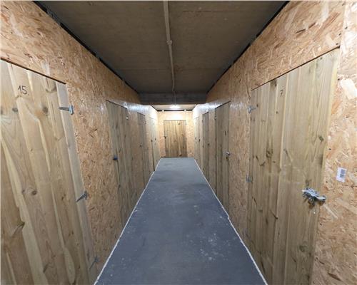 Apartament de LUX 3 camere 2 bai 2 balcoane si piscina zona Mall