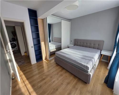 Apartament de LUX 3 camere 2 bai 2 balcoane si piscina zona Mall