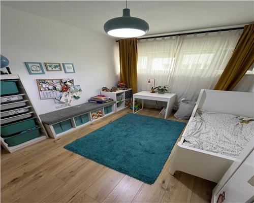 Apartament cu 3 camere cu balcon si parcare in Cartierul Kogalniceanu