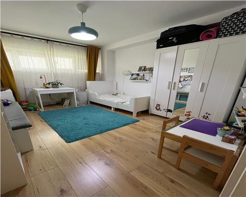 Apartament cu 3 camere cu balcon si parcare in Cartierul Kogalniceanu