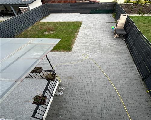 Casa 4 camere curte 200 mp  si carport Arhitectilor