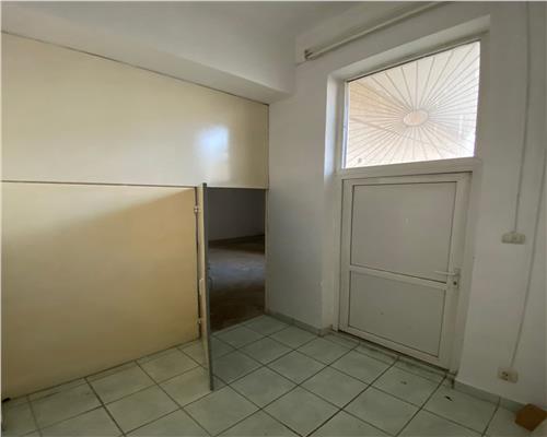 Spatiu comercial Vasile Aaron 70 mp trafic intens pietonal