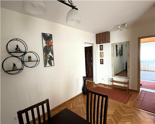 Apartament 3 camere 80mp Renovat zona Centrala
