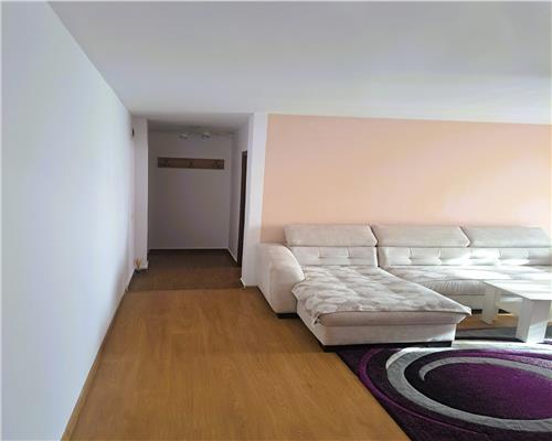 Apartament 2 camere 55mp parcare si balcon zona Turnisor
