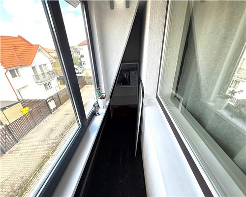 Apartament mobilat 3 camere etaj 2 balcon boxa in Arhitectilor