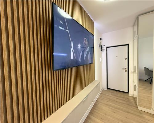 Apartament 3 camere cu balcon si parcare zona Supeco