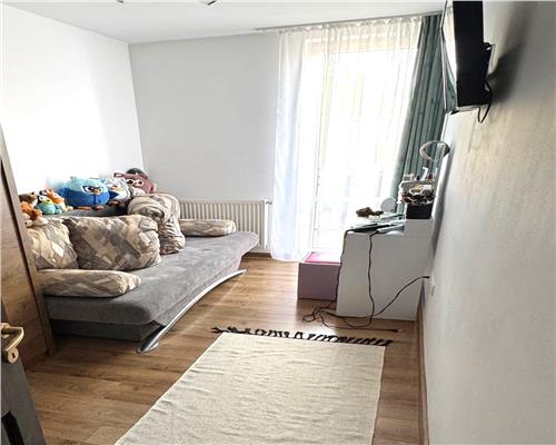 Casa mobilata 4 camere 2 bai si curte in Arhitectilor