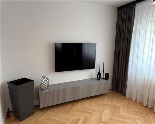 Apartament Premium 2 camere 55mp decomandat zona Strand