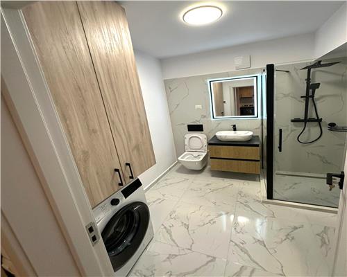 Apartament de lux 58 mp utili terasa 15 mp parcare in Evolution