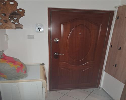 Garsoniera 24 mp etaj 1 bucatarie inchisa