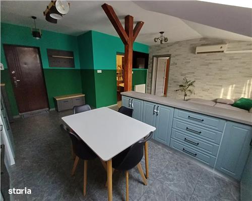 Apartament 3 camere Strand etaj 3 cu parcare