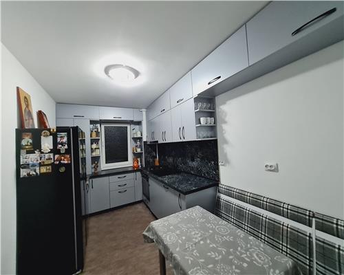 Apartament 3 camere etaj 3   Turnisor