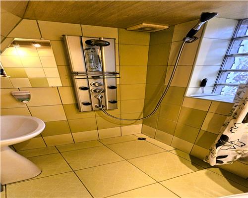 Apartament 3 camere 50mp la casa Pet Friendly zona Centrala