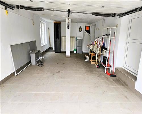 Vila spatioasa 360mp | 8 camere | 5 bai | garaj | curte | filigorie | Sibiu