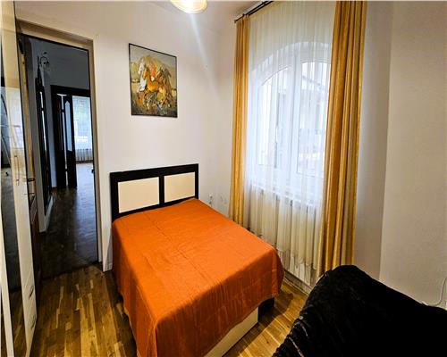 Vila spatioasa 360mp | 8 camere | 5 bai | garaj | curte | filigorie | Sibiu