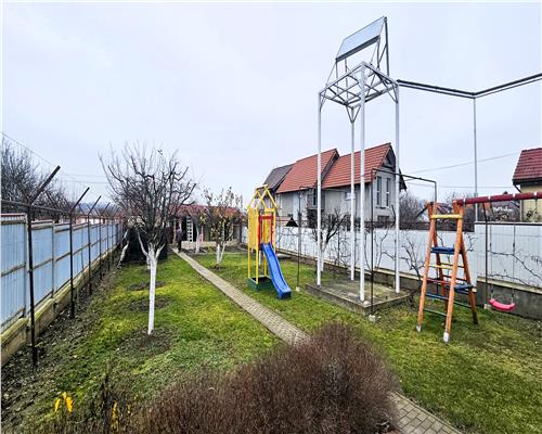 Vila spatioasa 360mp | 8 camere | 5 bai | garaj | curte | filigorie | Sibiu