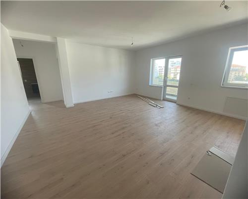 Apartament  2 camere etajul 1 cu balcon si parcare  pe Doamna Stanca