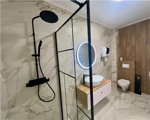 Dezvoltator vand 3 camere cu balcon la Mega Image 0% comision