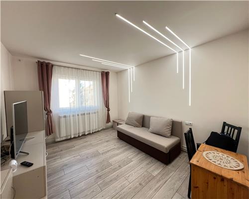 Garsoniera moderna etajul 3 pe Strada Siretului in Sibiu