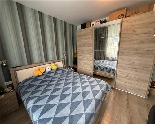 Apartament de lux cu 3 camere 2 bai etajul 1 zona  Calea Cisnadiei