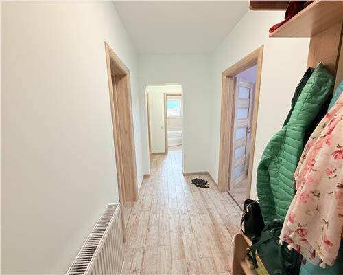 Apartament de lux cu 3 camere 2 bai etajul 1 zona  Calea Cisnadiei