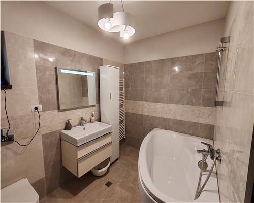 Casa moderna 3 camere 2 bai teren 790mp zona Cetate