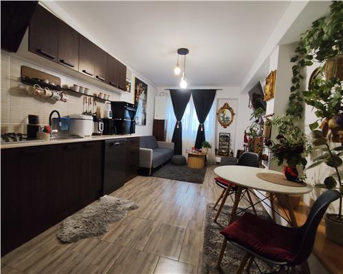 Apartament 52 mp pe 2 niveluri in  Vasile Aaron