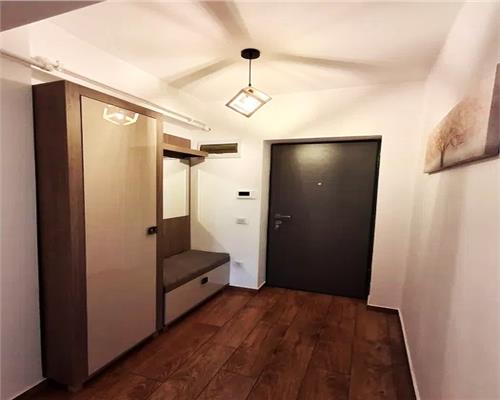 Apartament cu 2 camere decomandat balcon parcare privata zona Doamna Stanca