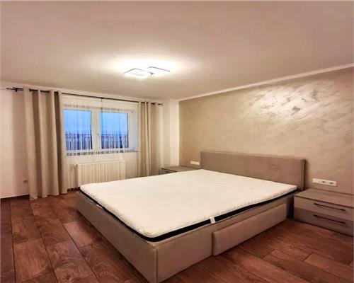 Apartament cu 2 camere decomandat balcon parcare privata zona Doamna Stanca