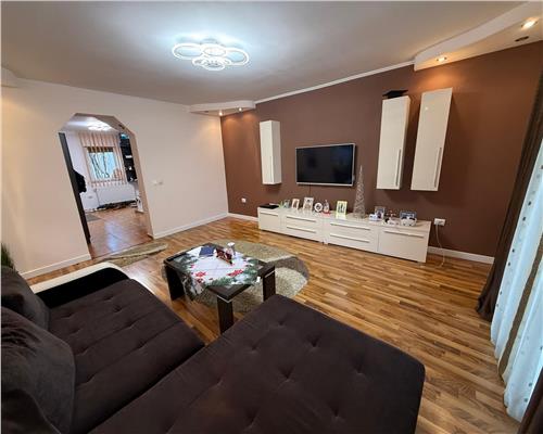 Casa noua cu 5 camere 2 bai in Terezian