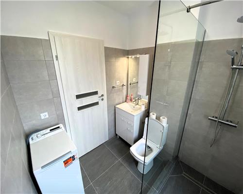 Apartament 2 camere 54mp , Balcon Selimbar