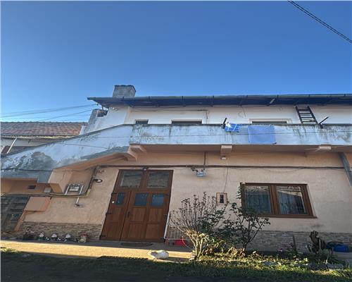 Apartament 2 camere zona centrala 59 mp