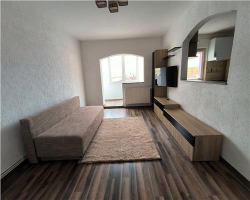 Apartament 4 camere decomandat 70mp balcon inchis zona Vasile Aaron