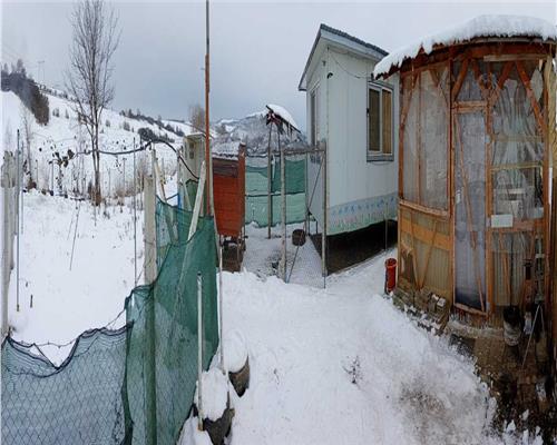 Teren extravilan cu apa si curent 700 mp in Sura Mare