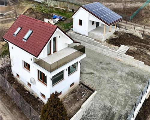 Casa individuala 4 camere 124mp | anexa 42mp | teren 550mp in Sura Mare
