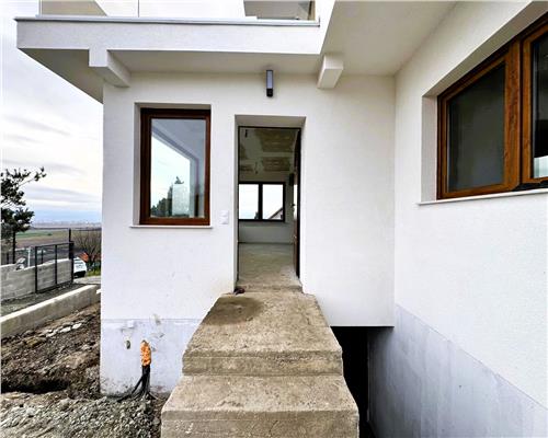 Casa individuala 4 camere 124mp | anexa 42mp | teren 550mp in Sura Mare