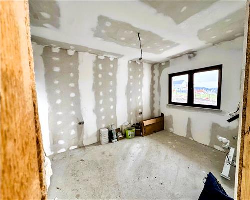 Casa individuala 4 camere 124mp | anexa 42mp | teren 550mp in Sura Mare