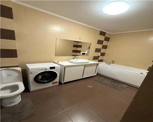 Apartament 3 camere 75mpu 2 bai Balcon in Sibiu