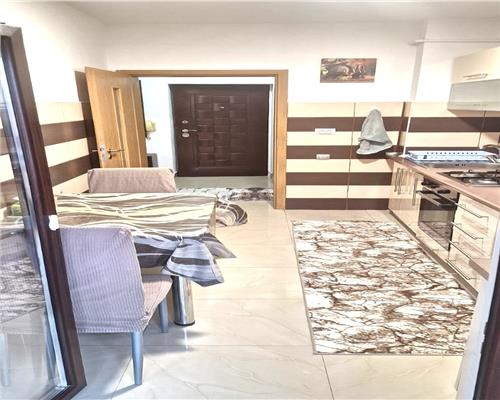 Apartament 2 camere decomandat cu balcon pe Pictor Brana
