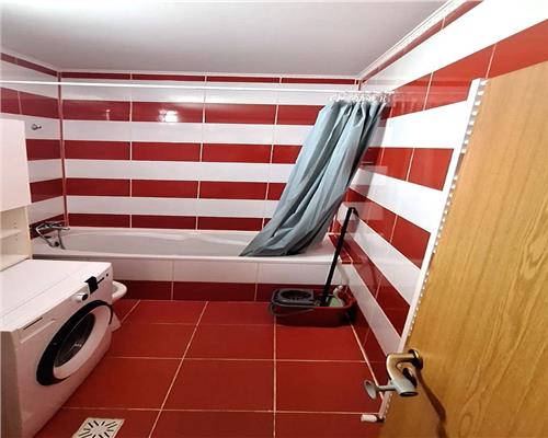 Apartament 2 camere decomandat cu balcon pe Pictor Brana