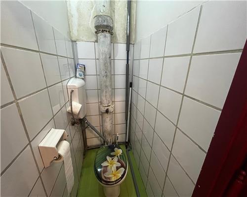Apartament cu 4 camere 2 bai si balcon in zona Ultracentrala