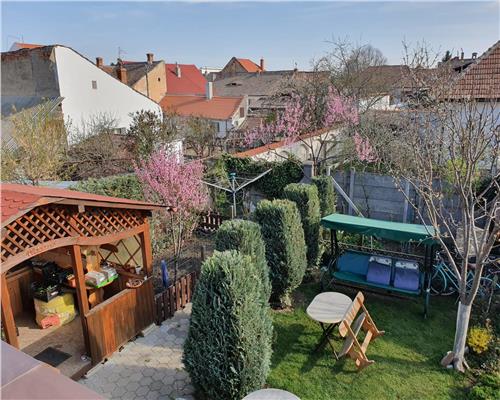 Casa individuala 180mp | garaj | foisor zona Piata Cluj