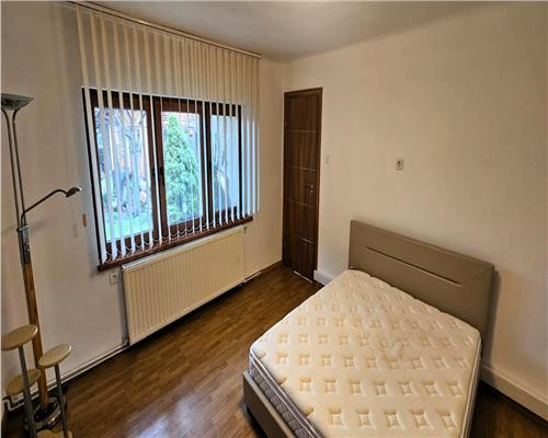 Casa individuala 180mp | garaj | foisor zona Piata Cluj