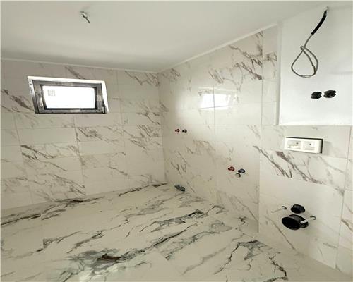 Casa individuala 4 camere 2 bai teren 500 mp la 8 km de Sibiu