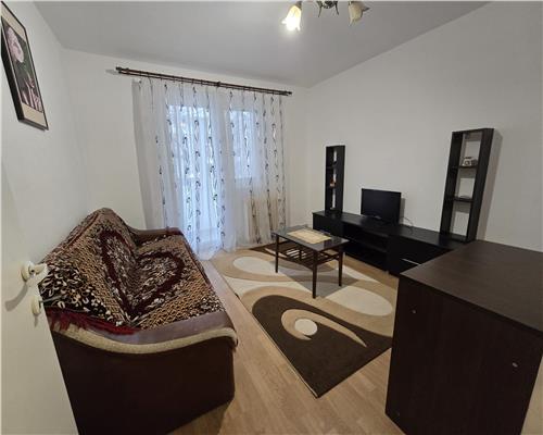 Apartament cu 3 camere si balcon in Ciresica