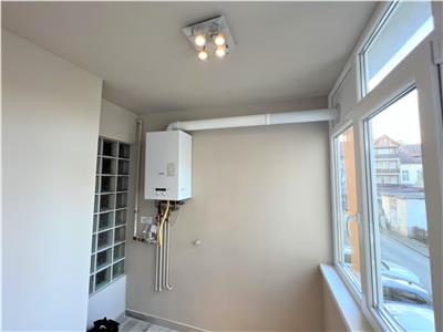 Apartament etajul 1 cu 3 camere 2 bai 2 balcoane zona centrala